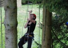 Activiteit Rope Course tijdens een bedrijfsuitje in de Ardennen