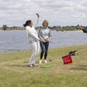 Beachgolf: een leuke activiteit tijdens een groepsuitje in Gelderland