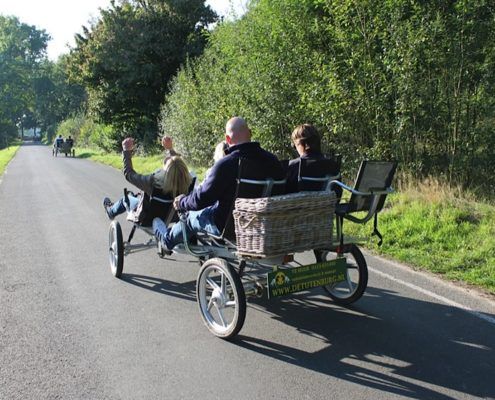 Familiefiets tijdens een leuke familiedag in Gelderland