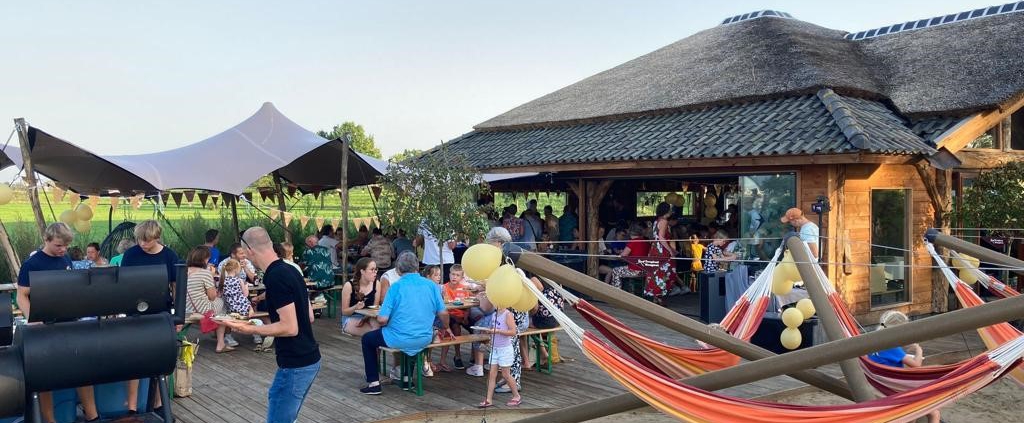 Bedrijfsuitje in ons beachpaviljoen in Gelderland